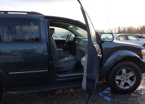 2007 Dodge Durango Slt z USA, uszkodzony, nr VIN 1D8HB48P17F560091